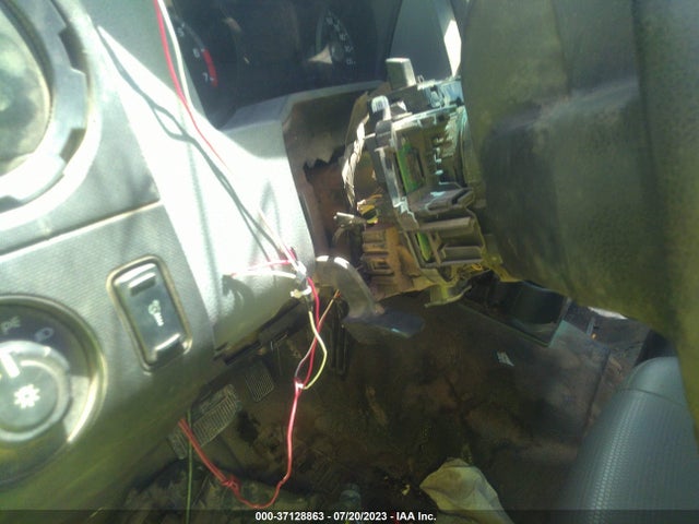 2011 FORD F-250 XL VIN: 1FTBF2A65BEA51201