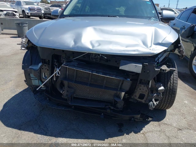 2020 HYUNDAI VENUE SEL VIN: KMHRC8A38LU020463