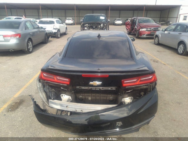 Chevrolet Camaro 1lt 2017 1G1FB1RX9H0127862 Image 8