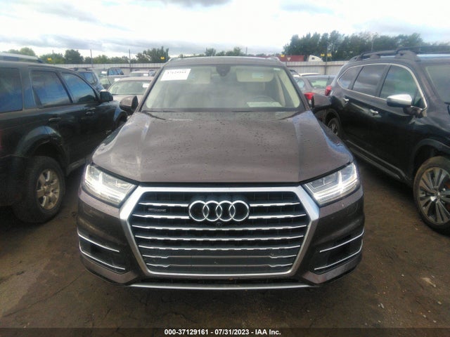 WA1LHAF79KD029647 Audi Q7 Premium Plus