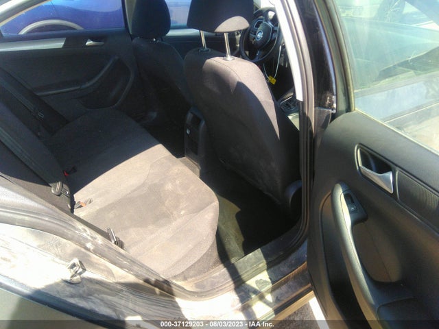 3VWD17AJ3FM204924 Volkswagen Jetta Sedan 1.8t Se