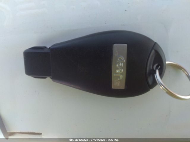 1C4PJMCB3GW340797 Jeep Cherokee Latitude