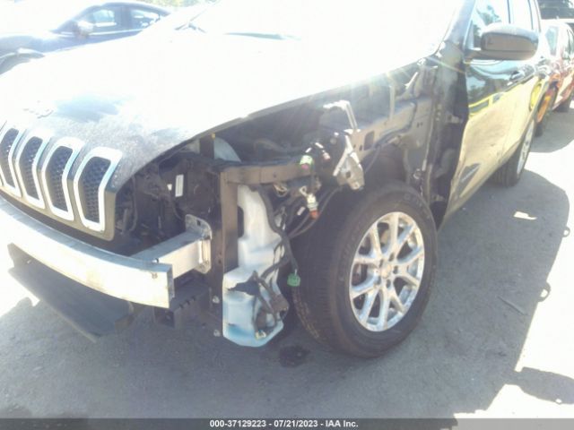 1C4PJMCB3GW340797 Jeep Cherokee Latitude