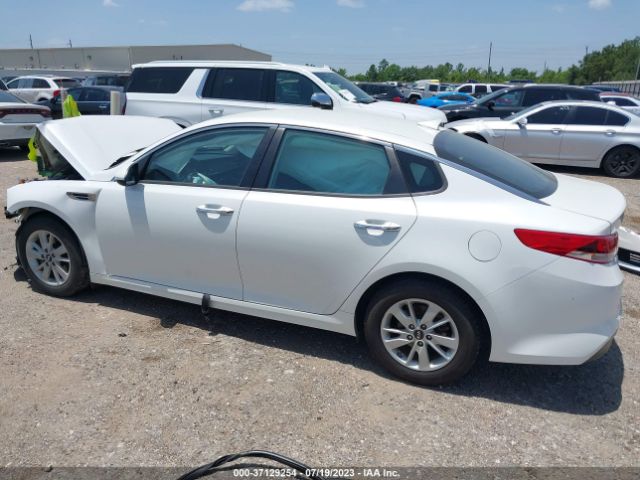 KNAGT4L3XH5164192 KIA Optima Lx