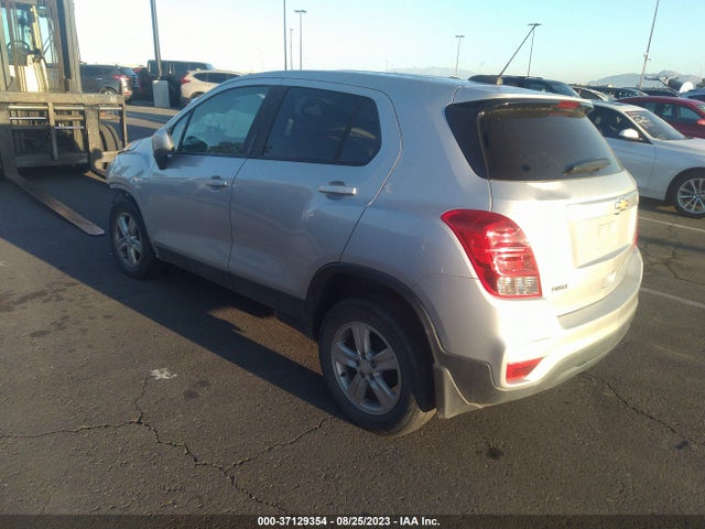 Chevrolet TRAX LS 2020 3GNCJKSB4LL221653 Image 3