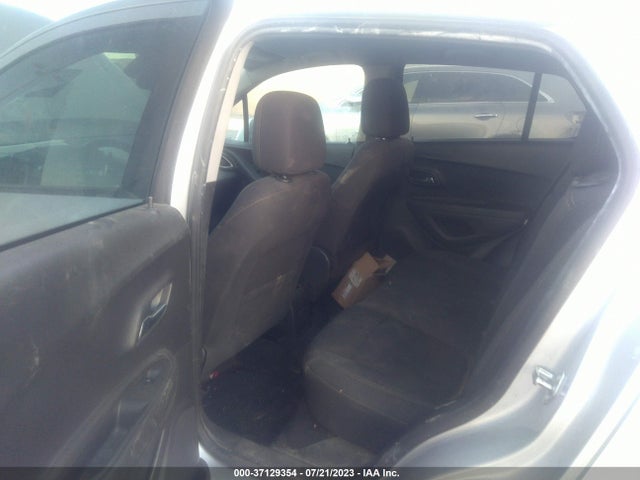 Chevrolet TRAX LS 2020 3GNCJKSB4LL221653 Image 8
