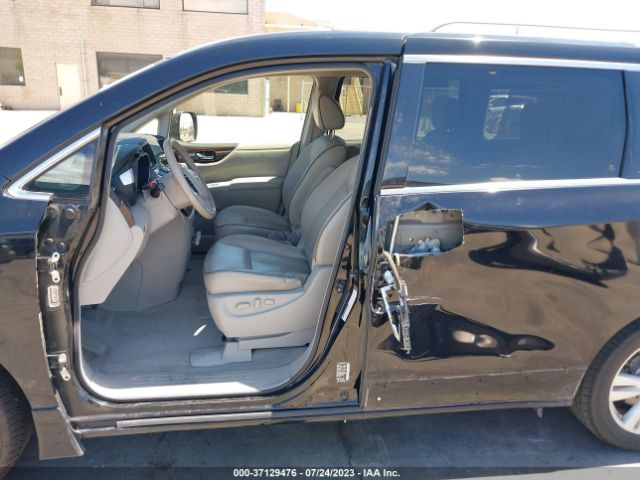 JN8AE2KP7E9106819 Nissan QUEST LE