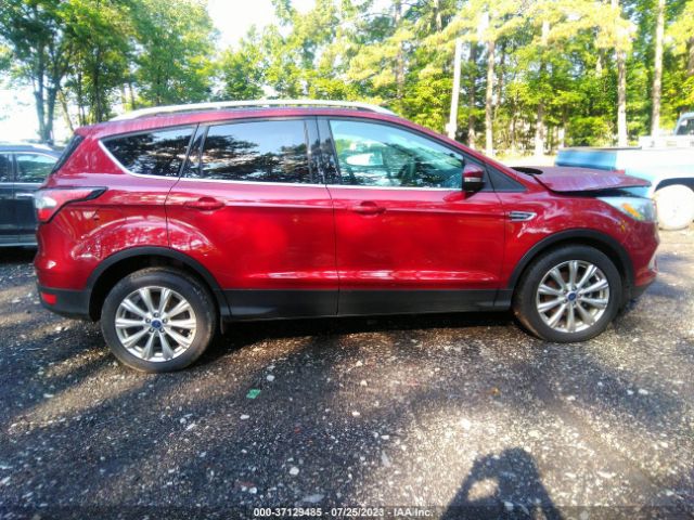 1FMCU0JD0HUA36578 Ford Escape Titanium