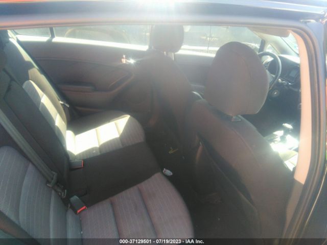 KNAFX5A84G5507131 KIA Forte 5-door Ex