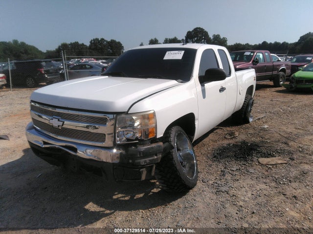 2010 CHEVROLET SILVERADO 1500 LT VIN: 1GCSKSE33AZ143507