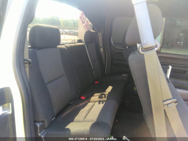2010 CHEVROLET SILVERADO 1500 LT VIN: 1GCSKSE33AZ143507