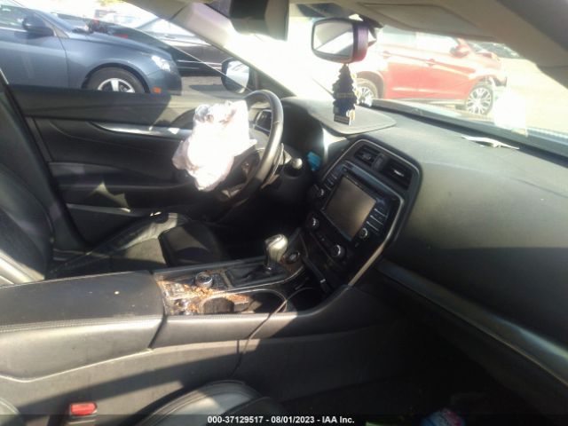 1N4AA6AP9JC371650 Nissan Maxima Sr