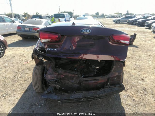 3KPFL4A78JE233752 KIA FORTE LX