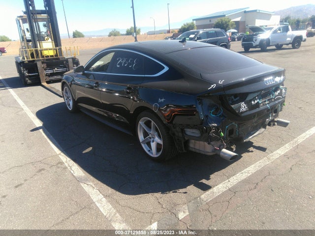 WAUDNCF52JA006432 Audi A5 Sportback Premium