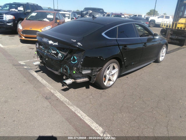 WAUDNCF52JA006432 Audi A5 Sportback Premium