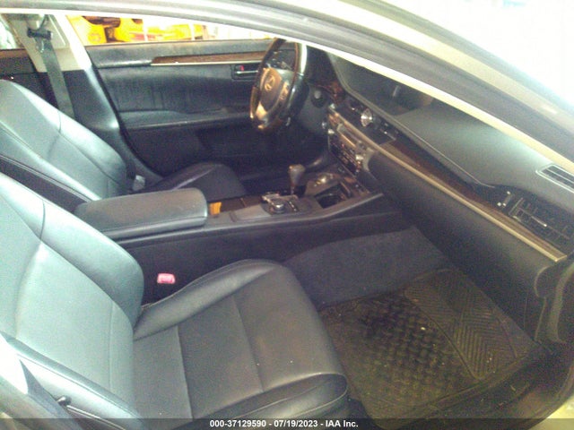 2015 Lexus ES, VIN: JTHBK1GG7F2180102