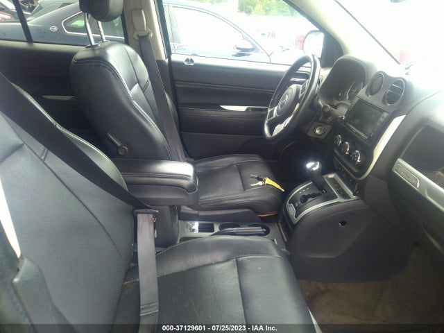 1C4NJDEB7GD768582 Jeep Compass High Altitude Edition