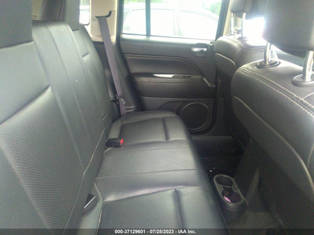 1C4NJDEB7GD768582 Jeep Compass High Altitude Edition