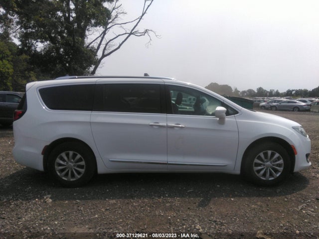 2C4RC1BG7KR666019 Chrysler Pacifica Touring L