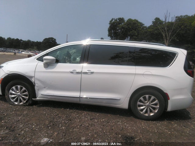 2C4RC1BG7KR666019 Chrysler Pacifica Touring L