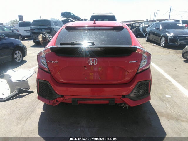 Honda Civic Hatchback Sport 2018 SHHFK7H41JU426155 Image 8
