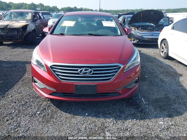 2015 HYUNDAI SONATA 2.4L SE VIN: 5NPE24AF9FH249855