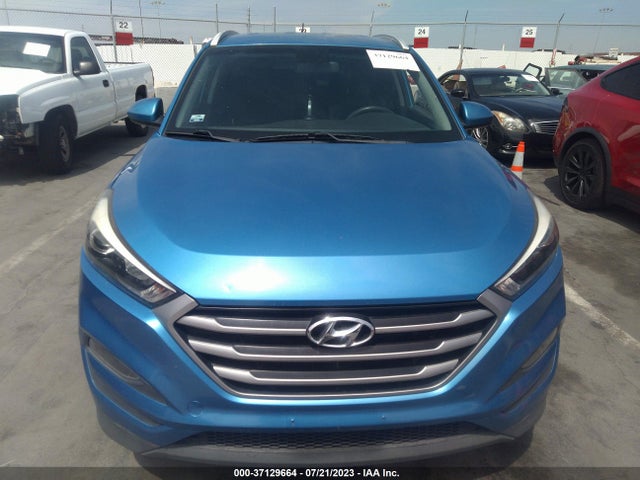 Hyundai TUCSON SE 2017 KM8J33A44HU348592 Image 6