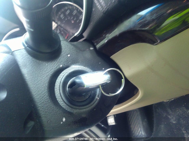 KIA SORENTO LX 2014 5XYKT4A6XEG518340 Image 3