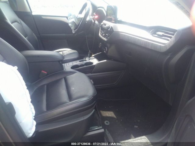 1FMCU9H99LUA88905 Ford ESCAPE SEL