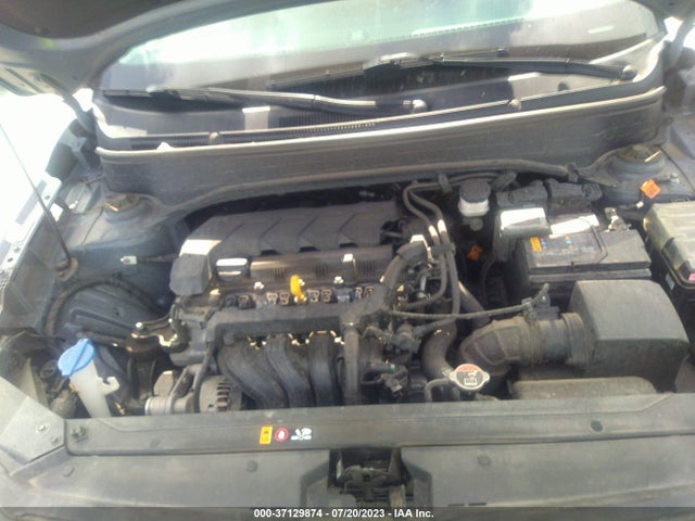 2021 HYUNDAI VENUE SEL VIN: KMHRC8A31MU104786