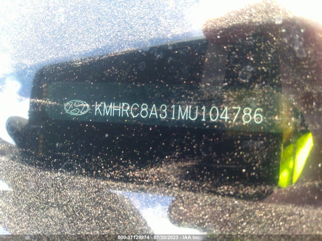 2021 HYUNDAI VENUE SEL VIN: KMHRC8A31MU104786