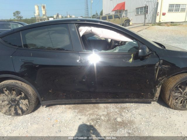 5YJYGDEE4MF088214 Tesla Model Y Long Range