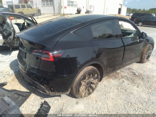 5YJYGDEE4MF088214 Tesla Model Y Long Range
