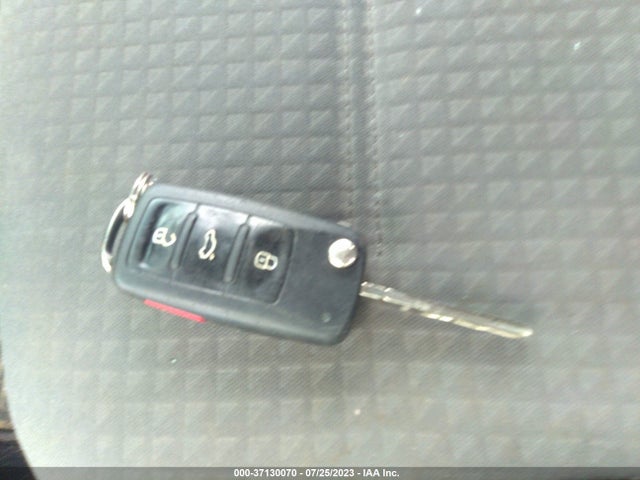 3VW2B7AJ0HM388162 Volkswagen Jetta 1.4t S