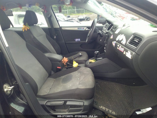 3VW2B7AJ0HM388162 Volkswagen Jetta 1.4t S
