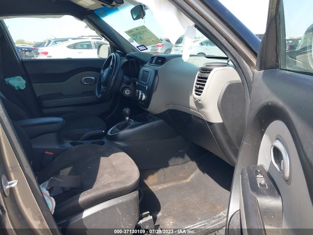 KIA Soul Base 2018 KNDJN2A29J7590368 Image 5