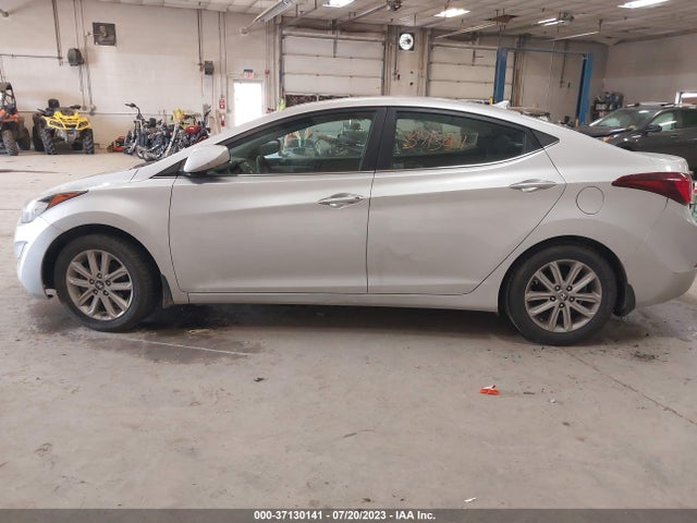 2015 HYUNDAI ELANTRA SE VIN: 5NPDH4AE7FH590043
