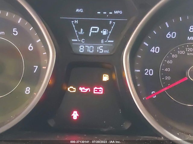 2015 HYUNDAI ELANTRA SE VIN: 5NPDH4AE7FH590043
