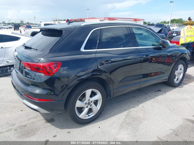 WA1AUCF36N1001323 Audi Q3 PREMIUM