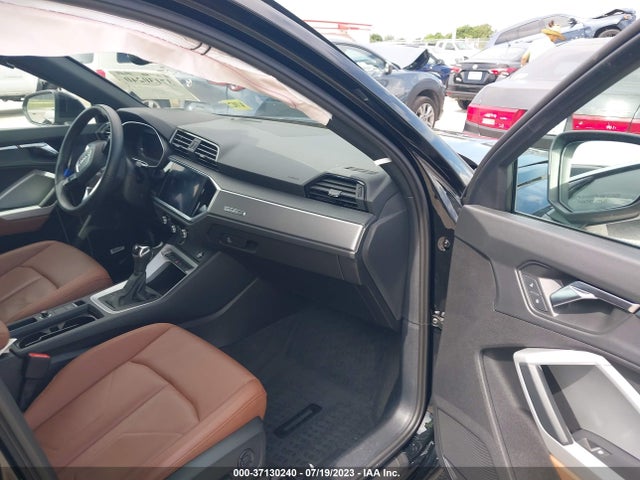 WA1AUCF36N1001323 Audi Q3 PREMIUM