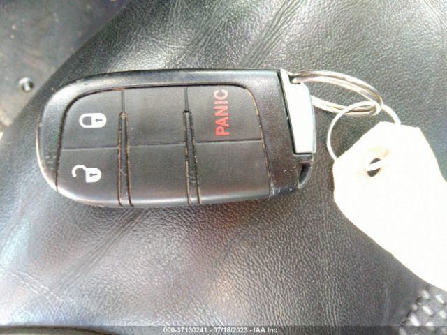 3C4PDCGG9JT517115 Dodge Journey Crossroad