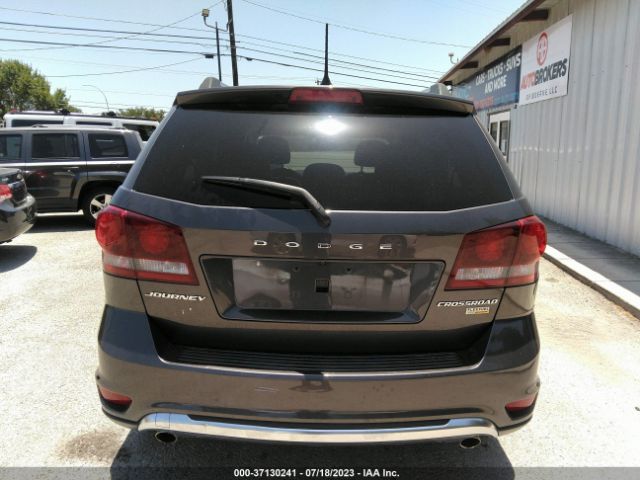 3C4PDCGG9JT517115 Dodge Journey Crossroad