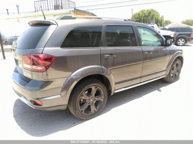 3C4PDCGG9JT517115 Dodge Journey Crossroad
