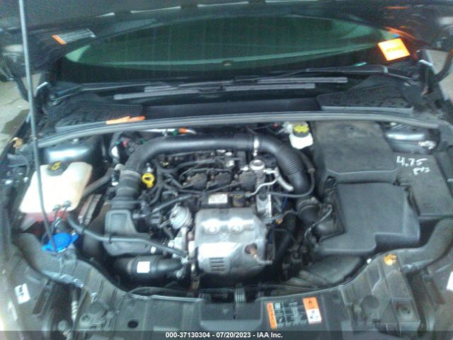 1FADP3FE0HL208364 Ford FOCUS SE