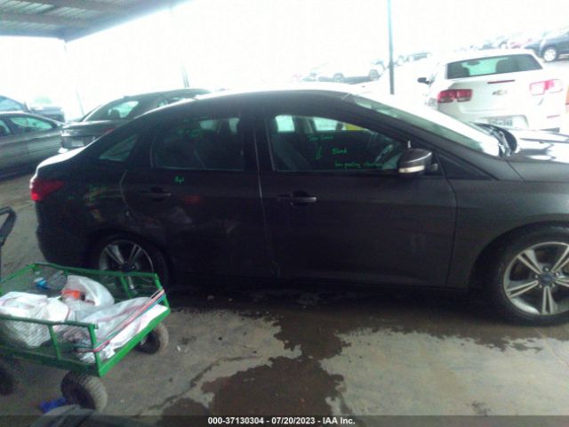 1FADP3FE0HL208364 Ford FOCUS SE