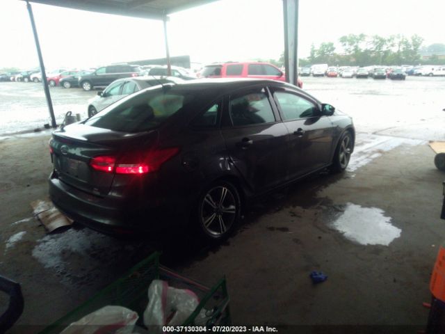 1FADP3FE0HL208364 Ford FOCUS SE