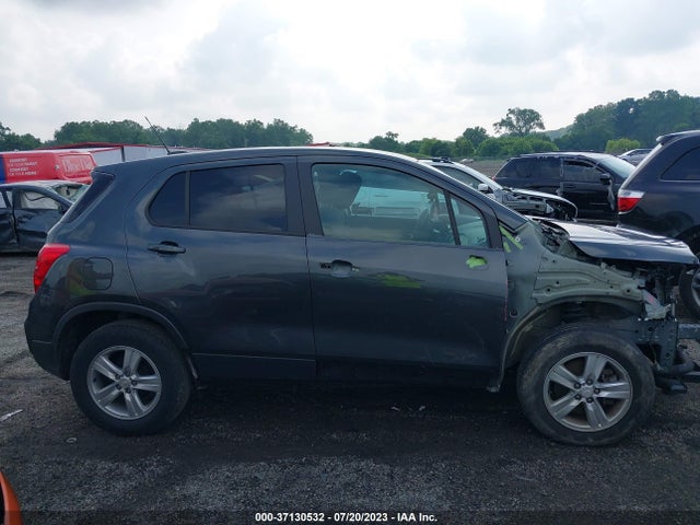 Chevrolet TRAX LS 2020 3GNCJKSB9LL262263 Image 13
