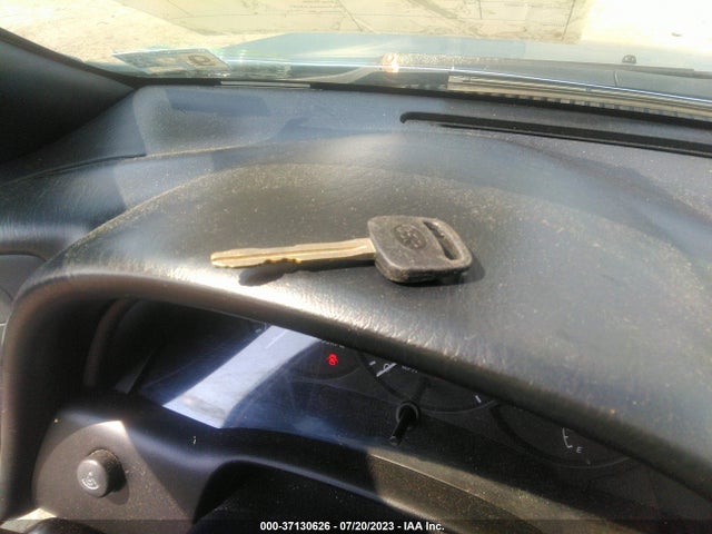 1994 TOYOTA CELICA GT VIN: JT2ST07N3R0015860