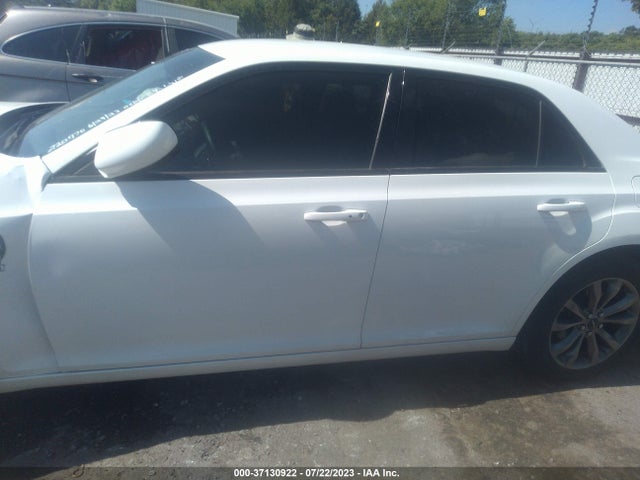2C3CCAGG5EH311900 Chrysler 300 300s