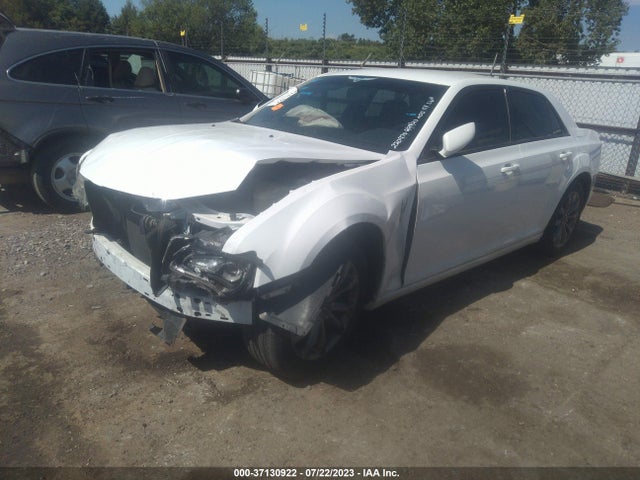 2C3CCAGG5EH311900 Chrysler 300 300s